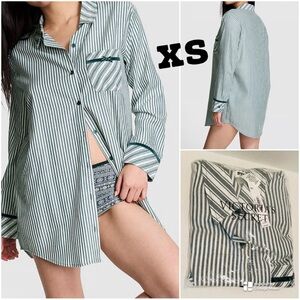 VS PINK NWT Festive Flannel Velvet-Trim Sleepshirt